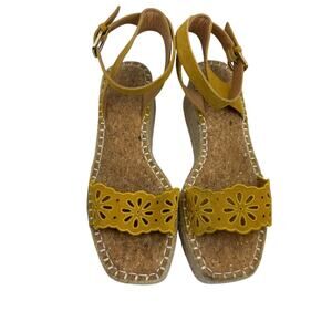 Crown Vintage Fentisa Women's Wedge Sandals, Size 8M, Yellow Suede Espadrille